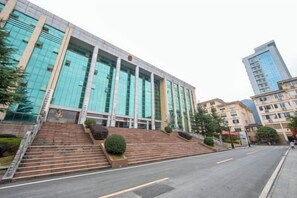 Exterior - Superior Hotel (Ziyuan Bus Station) (Ziyuan)