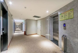 Interior - Superior Hotel (Ziyuan Bus Station) (Ziyuan)