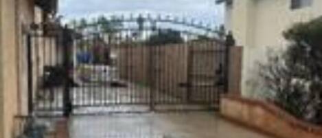 Enceinte de l’hébergement