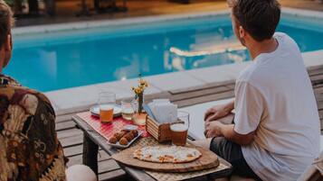 Seasonal outdoor pool