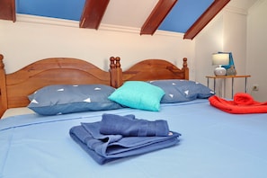 Internet, bed sheets