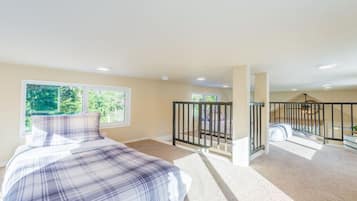 2 habitaciones, escritorio, tabla de planchar con plancha y wifi gratis