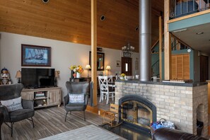 Smart TV, fireplace, DVD player, books