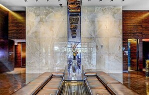 Lobby - Luxe Condo l Balcony Strip View l NO RESORT FEES l (Las Vegas)