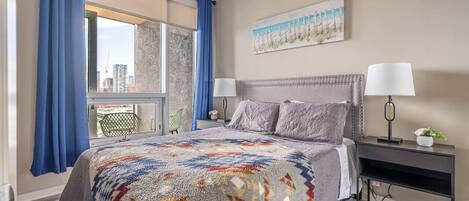 1 soverom, skrivebord, strykejern/-brett og wi-fi