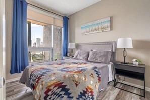 1 habitación, escritorio, tabla de planchar con plancha y wifi 