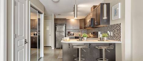 Fridge, microwave, oven, stovetop