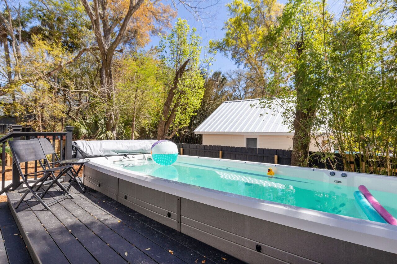 Et oppvarmet basseng