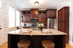 Fridge, microwave, oven, stovetop - Spacious House ~3min walk WrigleyField~Free Prkg (Chicago)