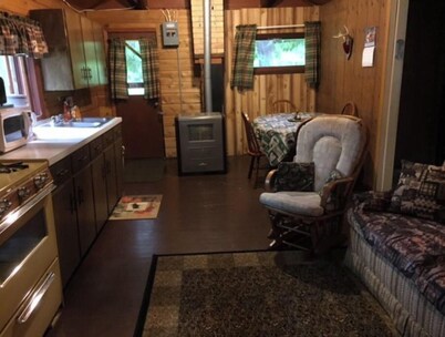 Authentic Log Cabin_Pet Friendly_Northshore Bay Resort