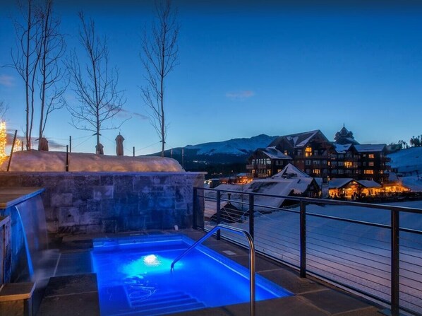 Indoor pool, outdoor pool