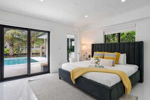 Family House | 3 bedrooms, desk, free WiFi, bed sheets - Peaceful 3BD Family House With Pool (Miami)