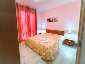 2 chambres, Wi-Fi gratuit, draps fournis