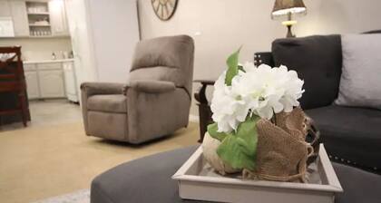 Upscale 2-bedroom with onsite parking.