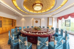 Restaurant - Yunti Hotel (Lvchun)