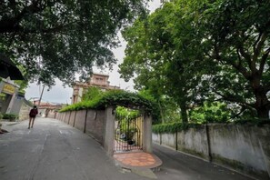 Unclassified image, 4 of 135, button - Chuanwu Old Villa Family Hotel (Xiamen)