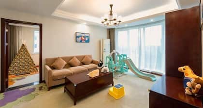 Guoqi Hotel (Tangchi Hot Spring Tourism Resort)
