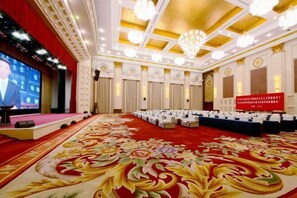 Ballroom - Bayin Guoleng Hotel (Korla)