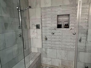 Shower, hair dryer, towels, soap - Downtown Tempe Modern Farmhouse:  Luxurious Home Steps Away From ASU & Mill Ave (Tempe)