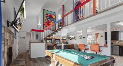 HotTub Sauna Theater PS5 Arcade RedRocks 7BR 420