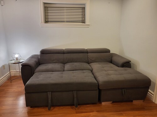 1 Bedroom Basement Suite for Max 2 Adults/ kid