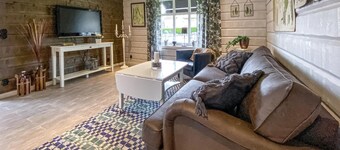 Smukt hjem i Hestra med WiFi