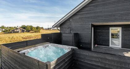 Beautiful home in Thisted with sauna
