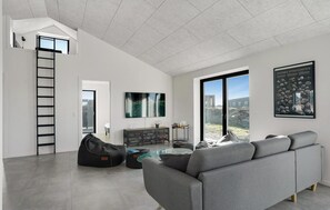 Smart TV, table tennis - Beautiful home in Thisted with sauna (Thisted)