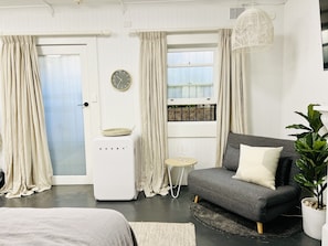 1 habitación, tabla de planchar con plancha, wifi gratis y ropa de cama 