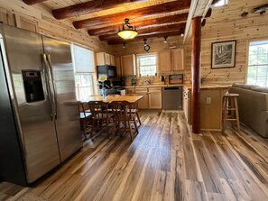 Fridge, microwave, oven, stovetop -  Riverfront Cabin : The Cozy Brown Trout Lodge (Luzerne)