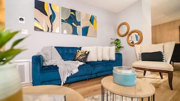 House, 4 Bedrooms, Non Smoking, Mountain View | Living area | 55-inch Smart TV with satellite channels, TV, fireplace
