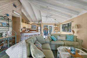 TV - Doubloon: Beach, Private Pool and Boating....This 4 Bedroom home has it all!! (Placida)