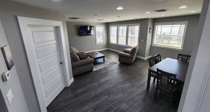 Paradise on Lake Harris Apt #202