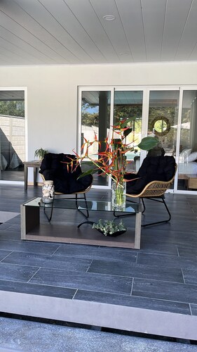 Modern and quiet house 5 minutes from the beach