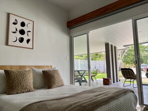 3 Schlafzimmer, Schreibtisch, Bügeleisen/Bügelbrett, kostenloses WLAN