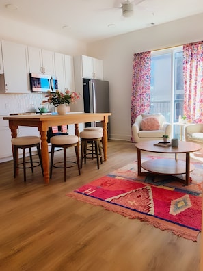 Interior - Kick back, relax and enjoy Nashville!! (Nashville)