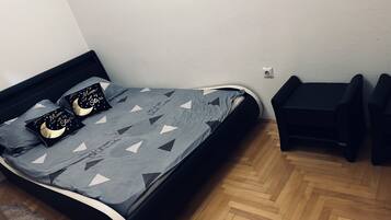 Apartemen | 2 kamar tidur, Wi-Fi gratis, dan seprai linen