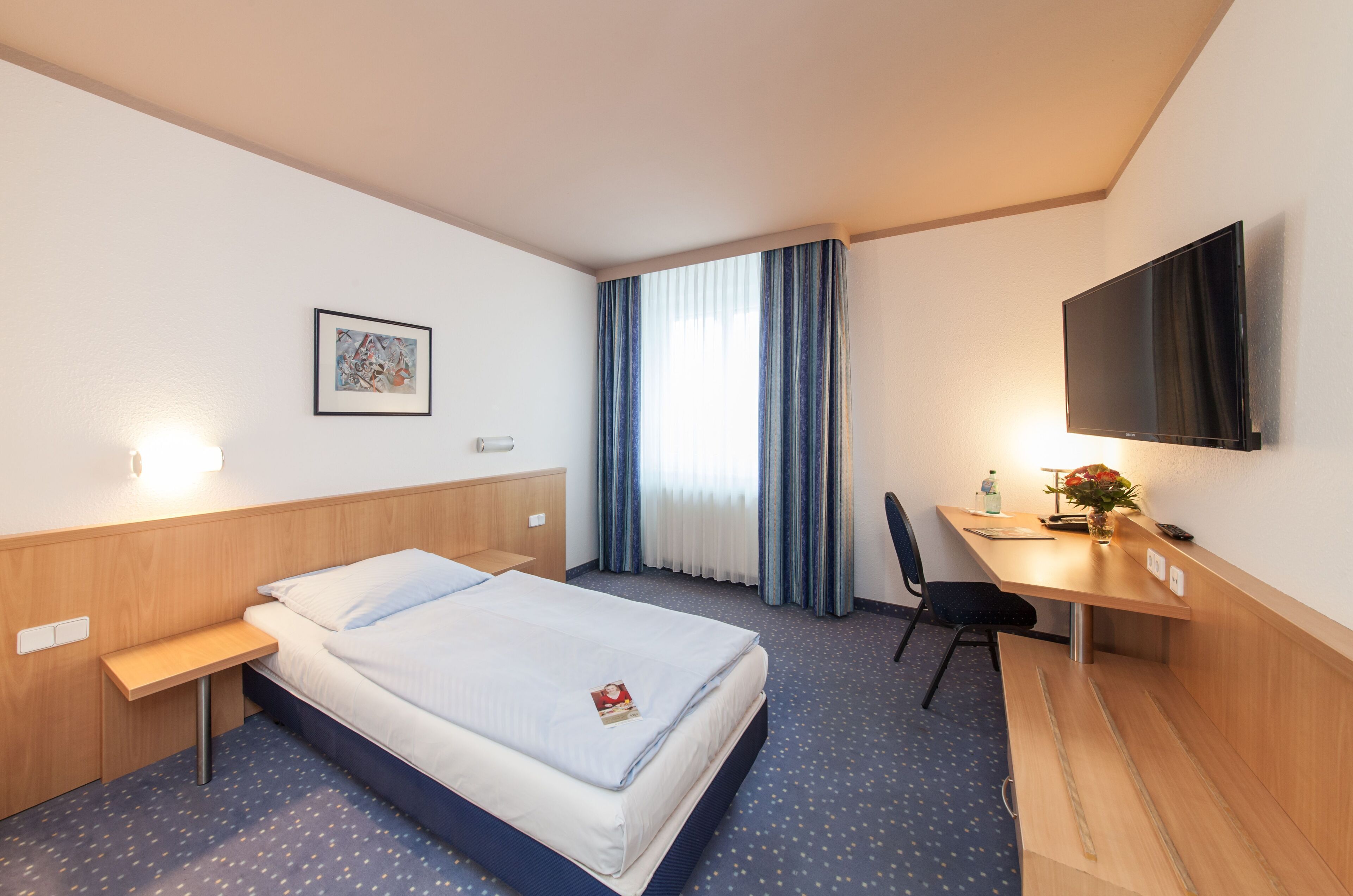 Business Einzelzimmer 2 - Novum Hotel Am Seegraben - Cottbus