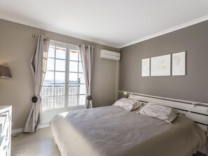 3 Schlafzimmer, Bügeleisen/Bügelbrett, Reisekinderbett, kostenloses WLAN