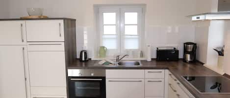 Four, lave-vaisselle