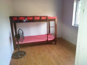 3 bedrooms, bed sheets