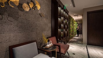 Sauna, hot tub, steam room, hot springs, Turkish bath, body treatments