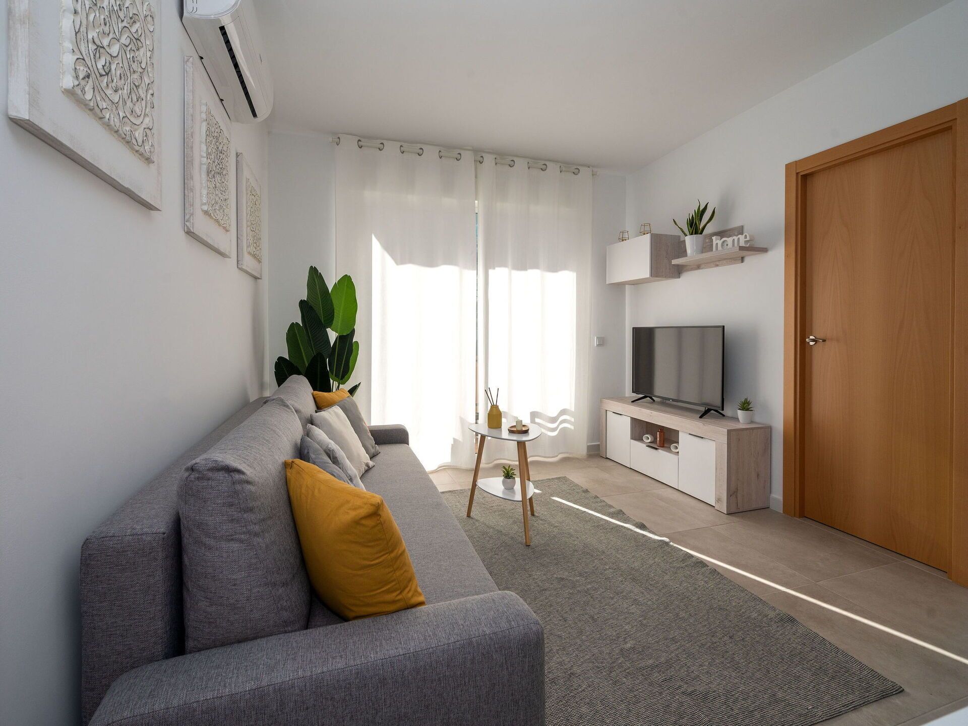 Bonito Apartamento Para 4 Personas Con A/c, Wifi, Piscina, Tv Y Balcón - Cunit