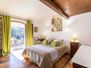 4 soverom, wi-fi (inkludert) og sengetøy