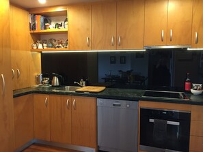 Fridge, microwave, oven, stovetop - Melbourne 2023 Grand Prix (South Melbourne)