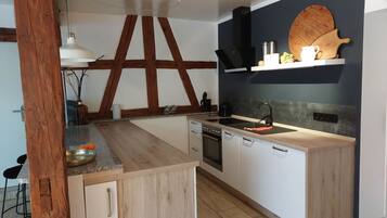 Microwave, oven, dishwasher, toaster