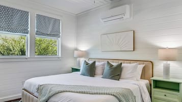 9 bedrooms, iron/ironing board, WiFi, bed sheets