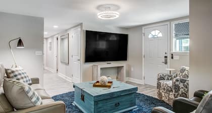 Large Tybee Home for 28 Guests, Private Pool