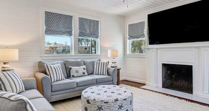 Large Tybee Home for 28 Guests, Private Pool