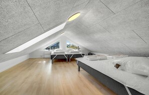 6 habitaciones, tabla de planchar con plancha y wifi gratis 